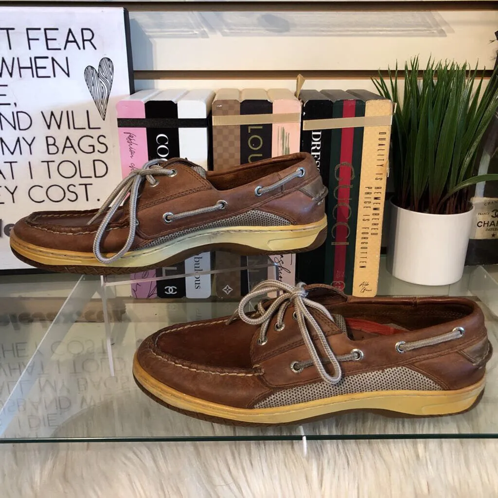 9.5 LACE UP BOAT SHOE