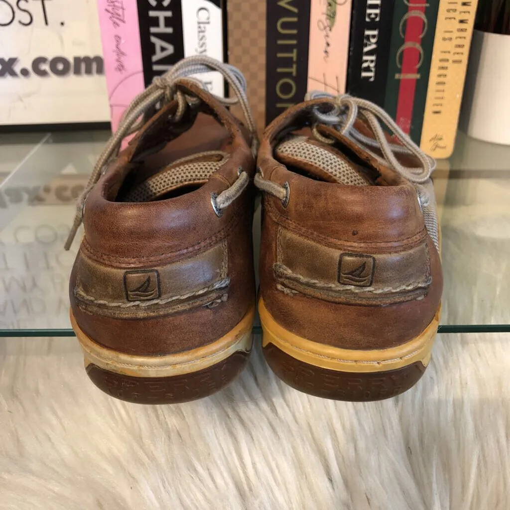 9.5 LACE UP BOAT SHOE