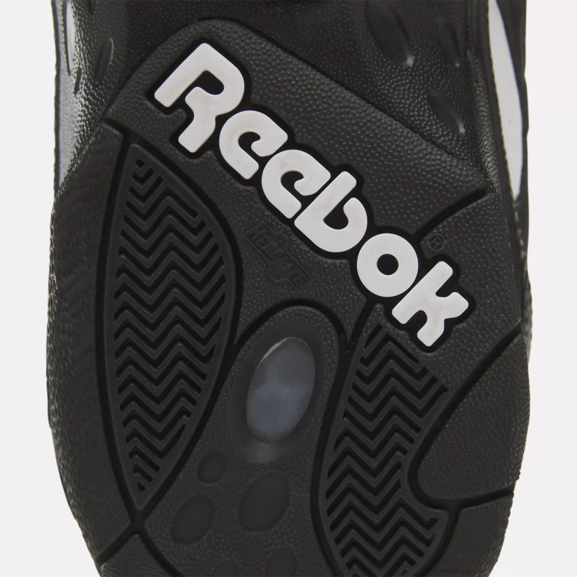 Above the Rim Pump Vertical Shoes