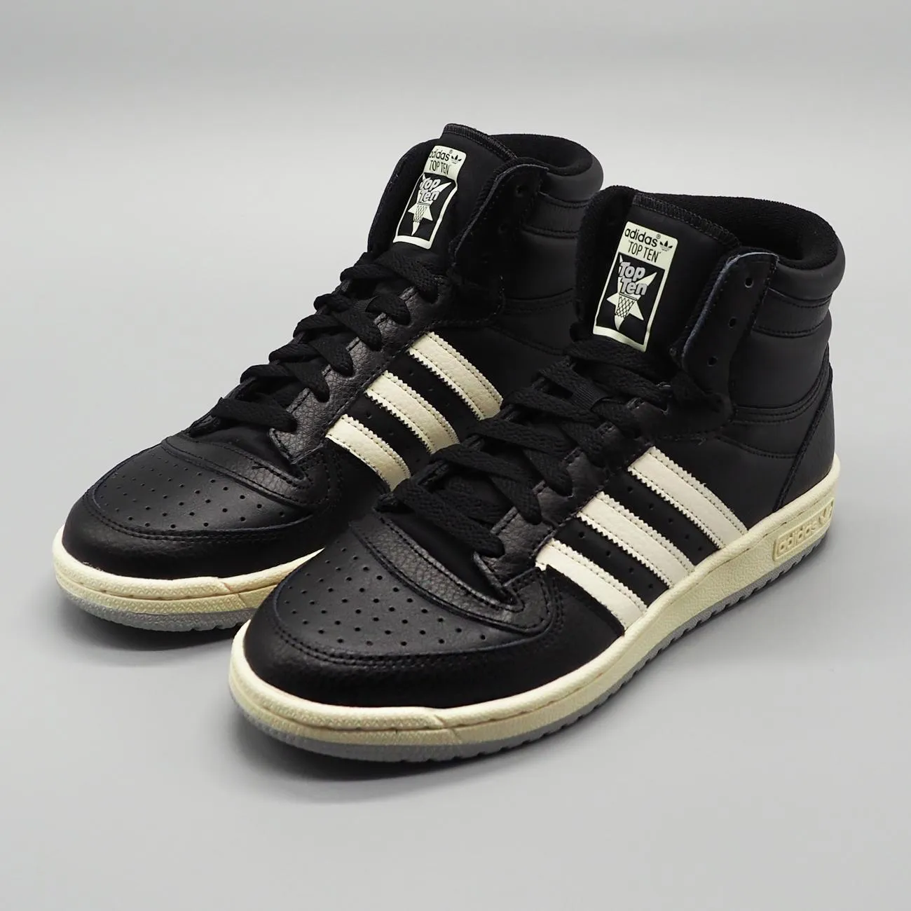 Adidas Top Ten RB cblack/cwhite/gretwo