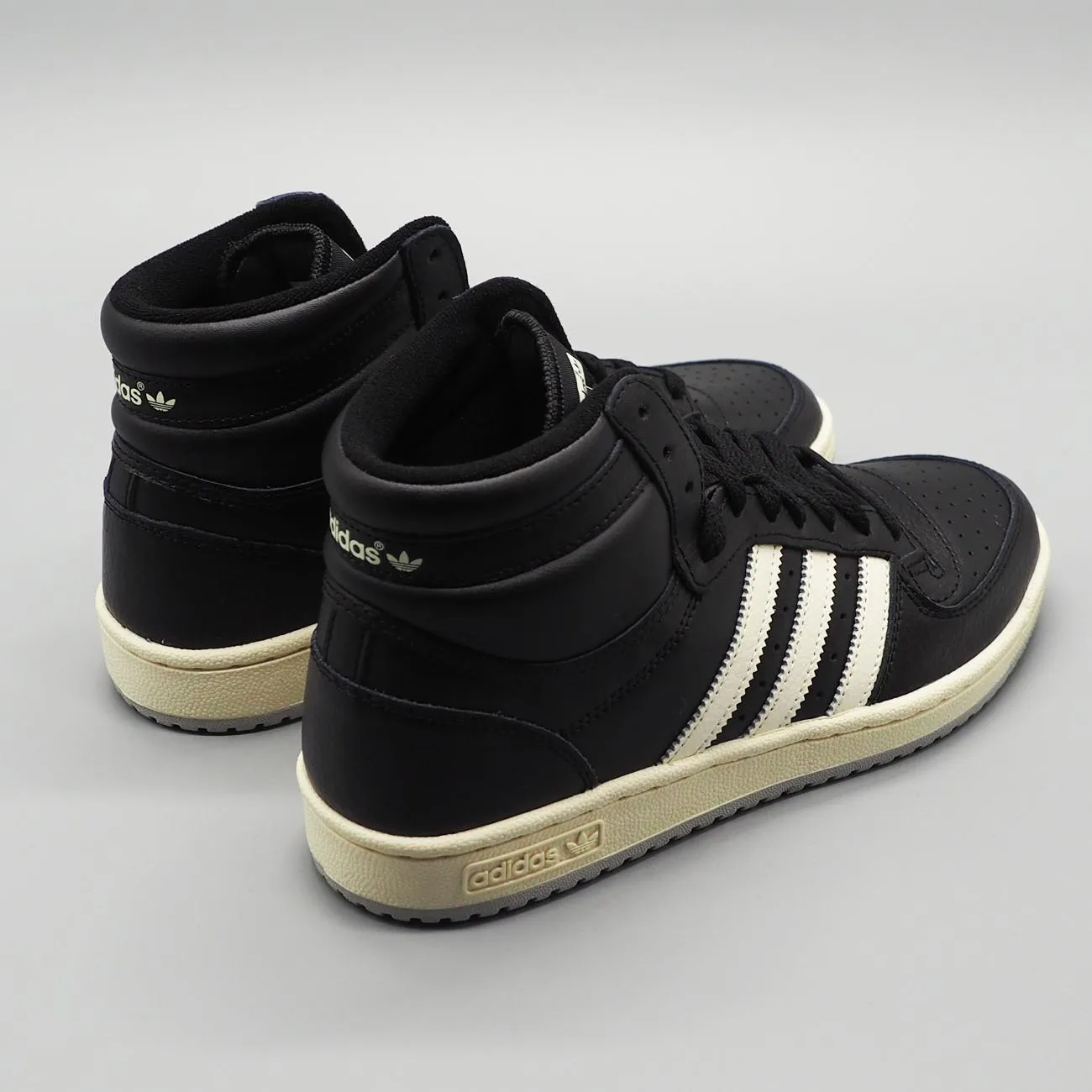 Adidas Top Ten RB cblack/cwhite/gretwo