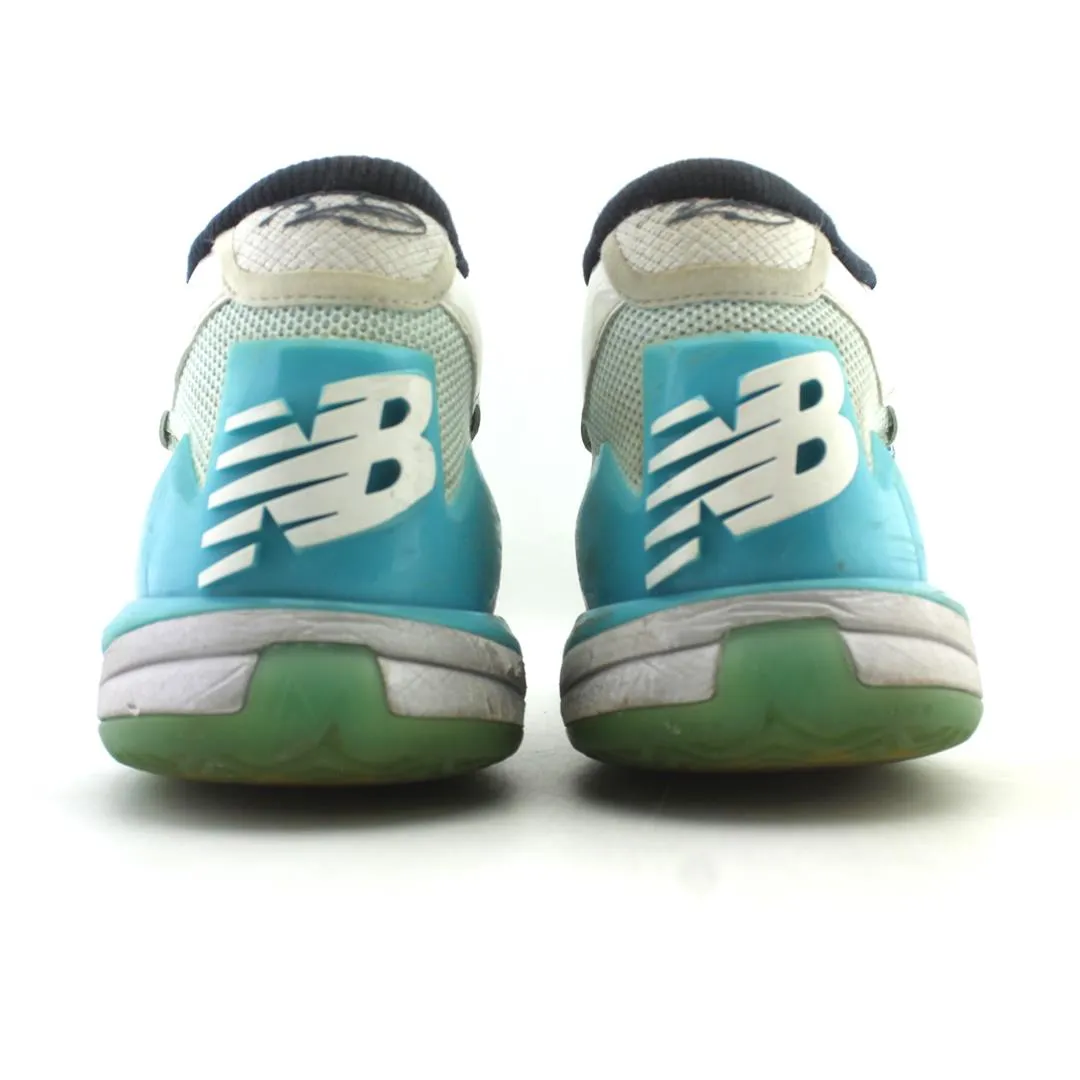 NEW BALANCE KAWHI BRINGS CHRISTMAS CHILL