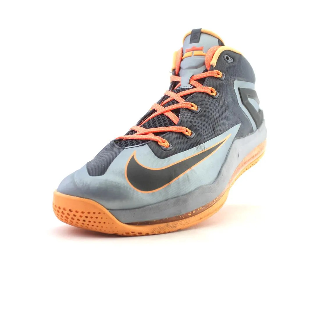 NIKE LEBRON 11 LOW