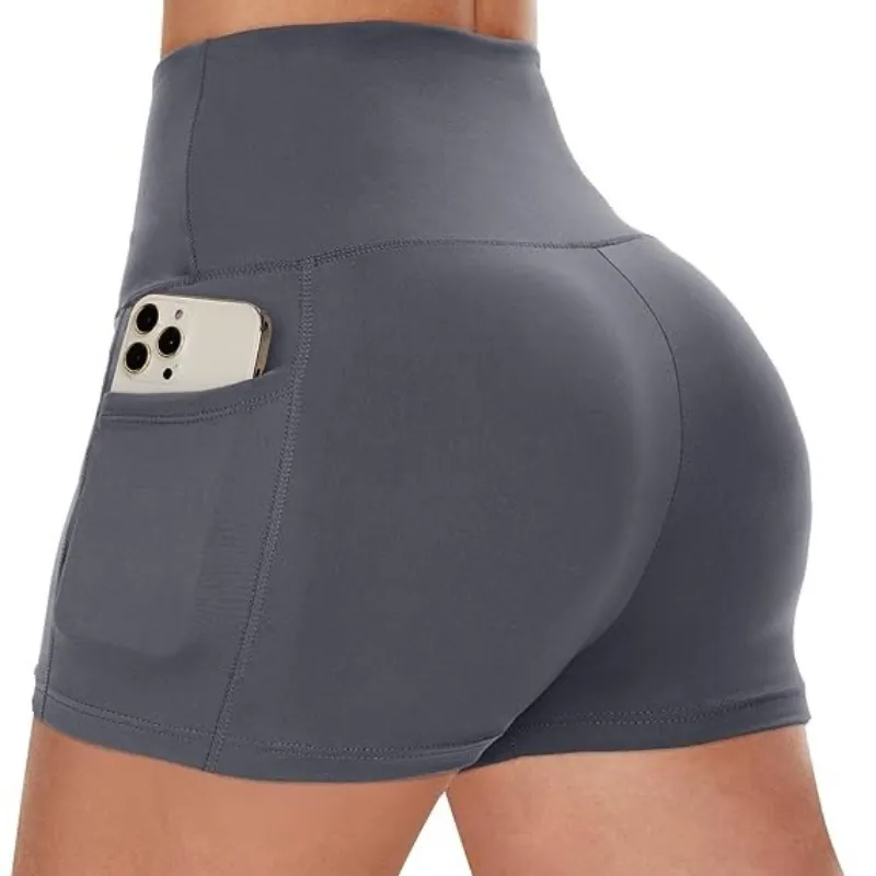 Seamless Compression Pocket Shorts – Flexible and Functional Fit