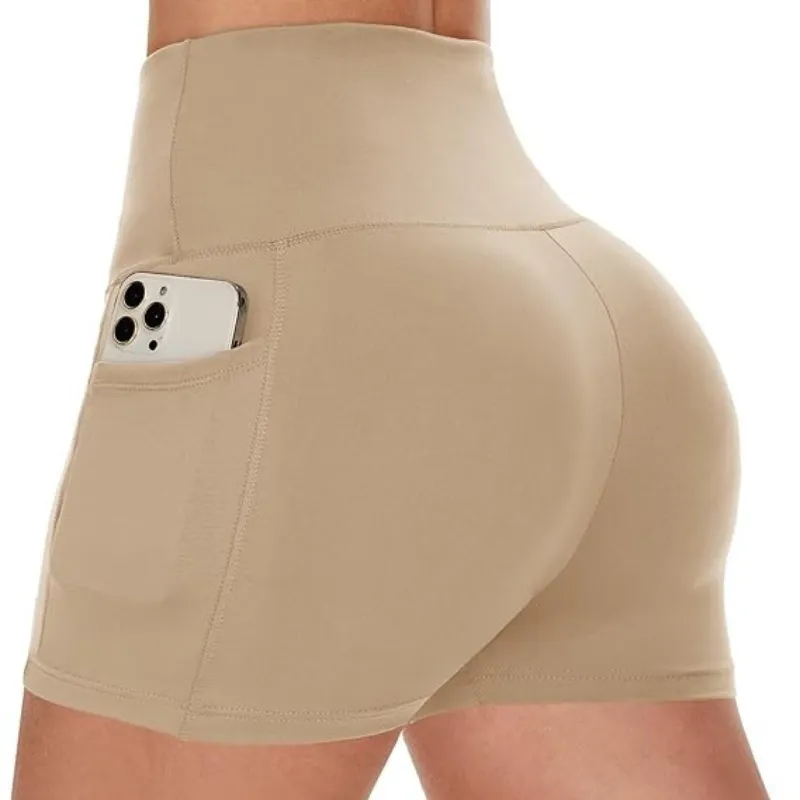 Seamless Compression Pocket Shorts – Flexible and Functional Fit