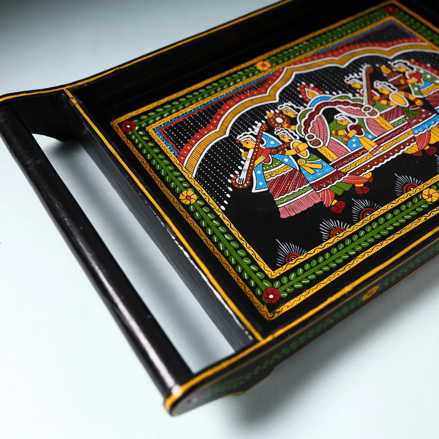 Tikuli Art Handpainted Wooden Tray (Large)