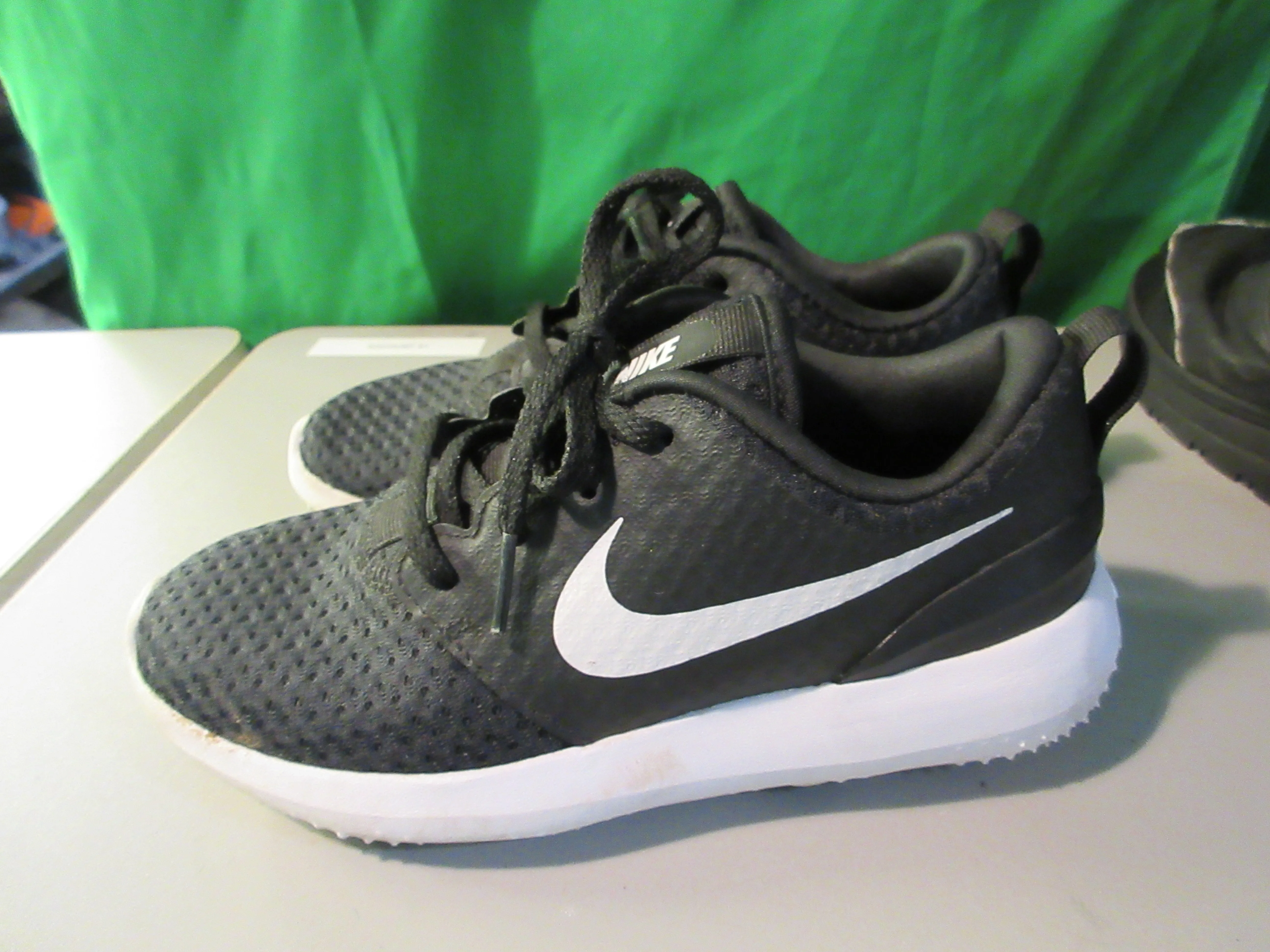 Used Nike Golf Shoes Size 1